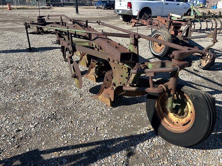 john-deere-5-image-3