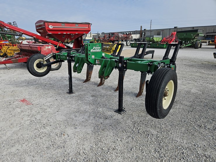 unverferth-zonebuilder-image-1