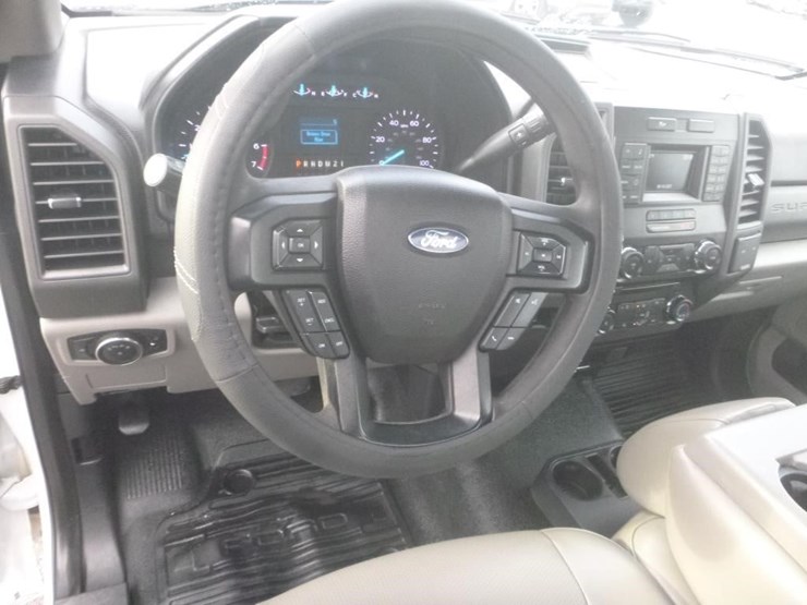 2017-ford-f250-image-13