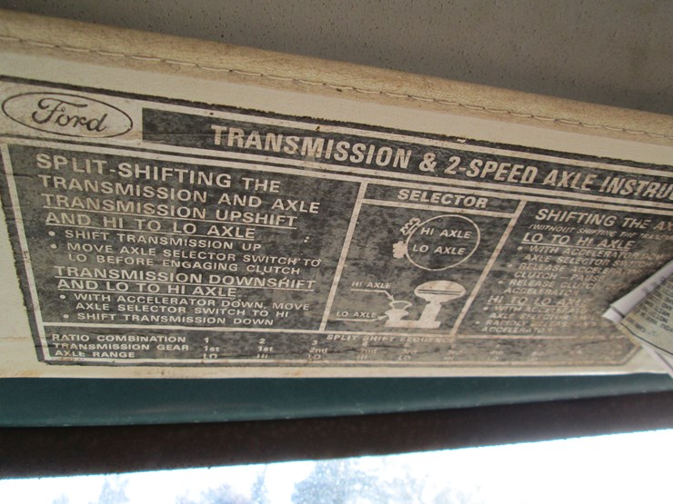 1974-ford-f700-image-24