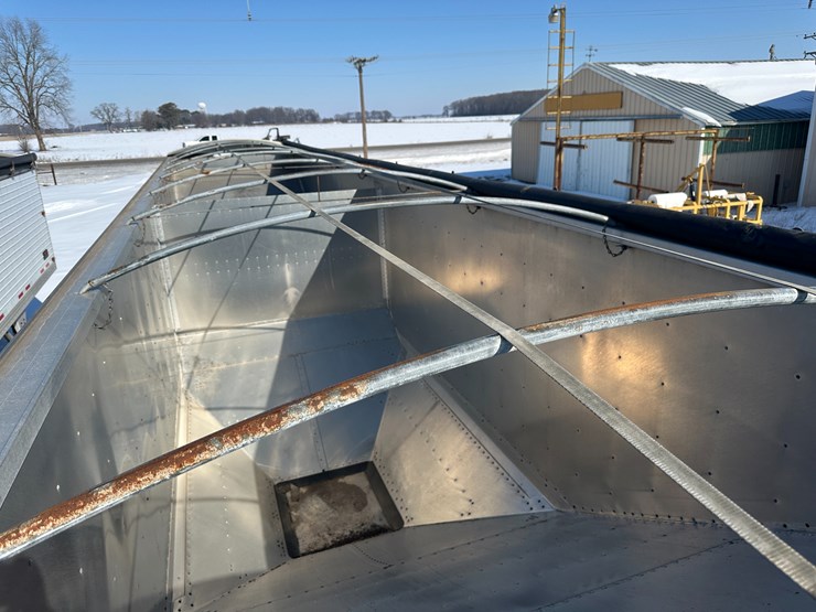 2016-timpte-hopper-bottom-image-63