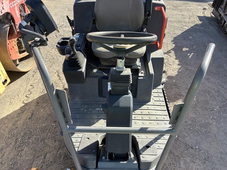 2018-volvo-sd45b-image-12