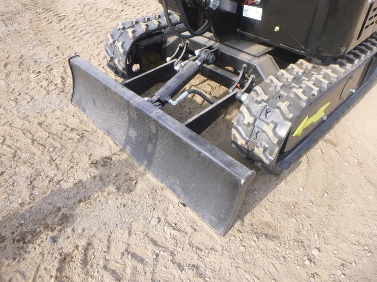 2026-vicsec-vc15-hydraulic-excavator-image-15