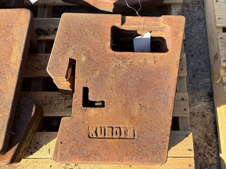 (4)-kubota-suitcase-weights-image-1