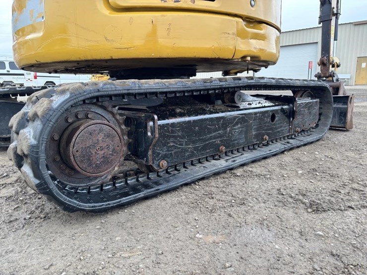 2018-caterpillar-303-image-23