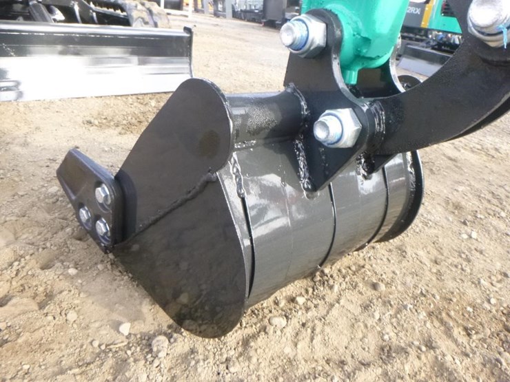 agt-mx12rx-hydraulic-excavator-image-10