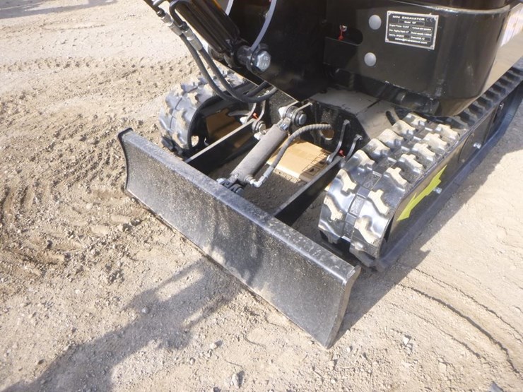 vicsec-vc16p-hydraulic-excavator-image-15