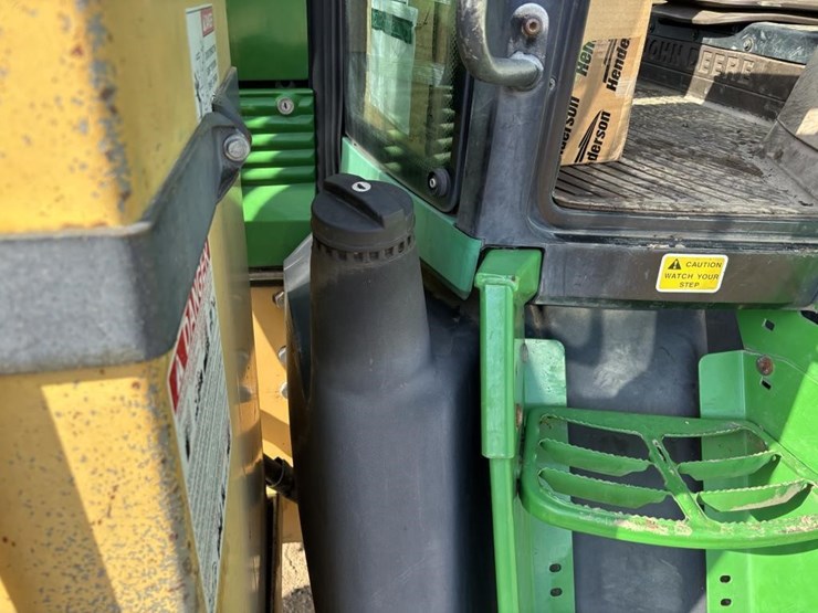 2005-john-deere-7220-image-36