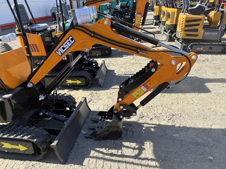 2025-vicsec-vc13-hydraulic-excavator-image-6