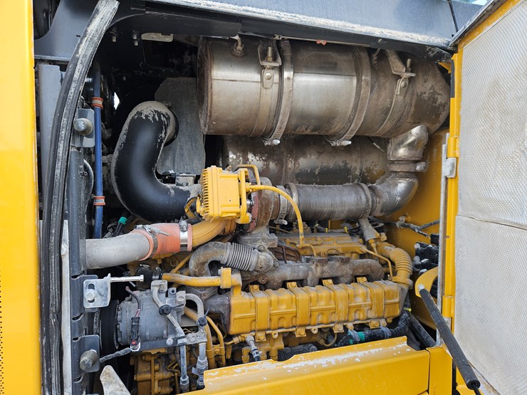 2022-deere-624p-image-9