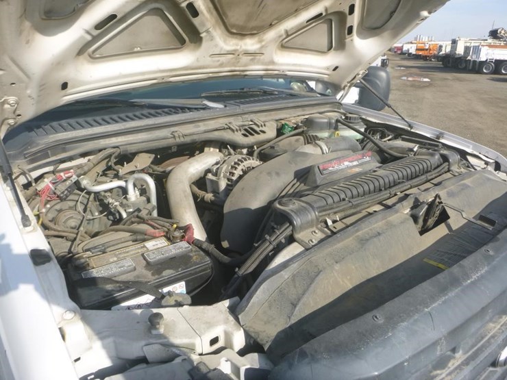 2006-ford-f450-image-18