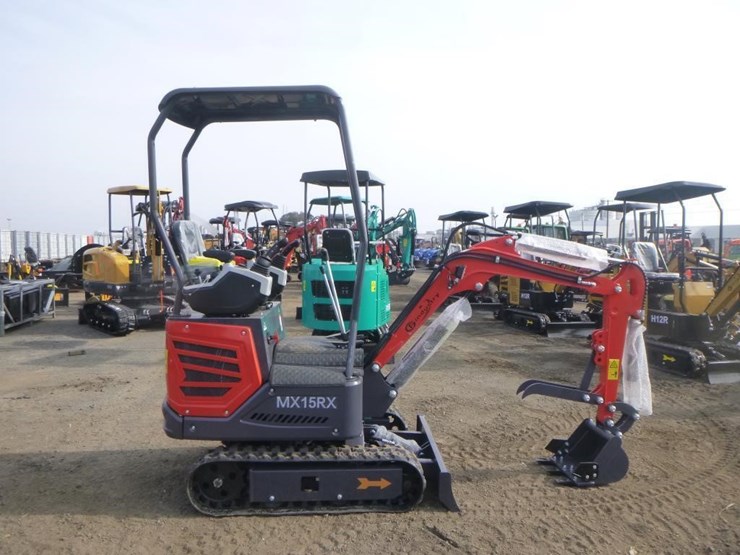 2025-agt-mx15rx-hydraulic-excavator-image-7