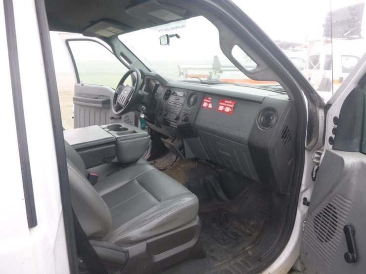 2012-ford-f450-image-18