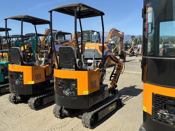 2025-vicsec-vc13-hydraulic-excavator-image-3