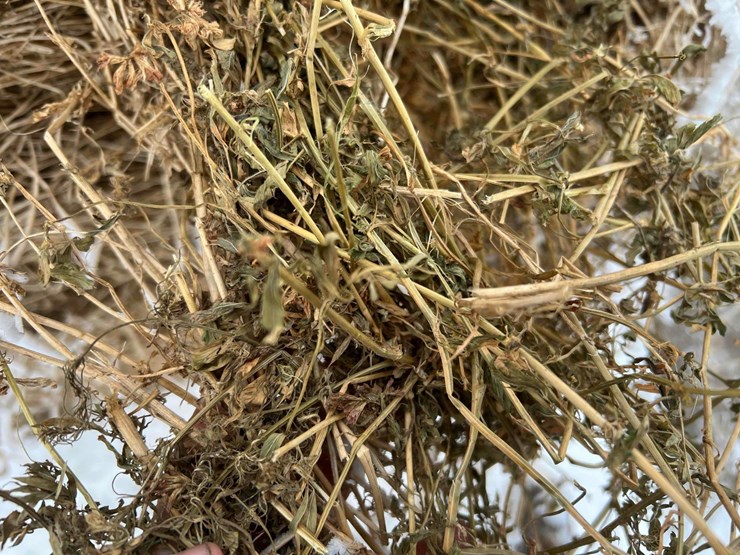 2025-john-deere-561m-image-17