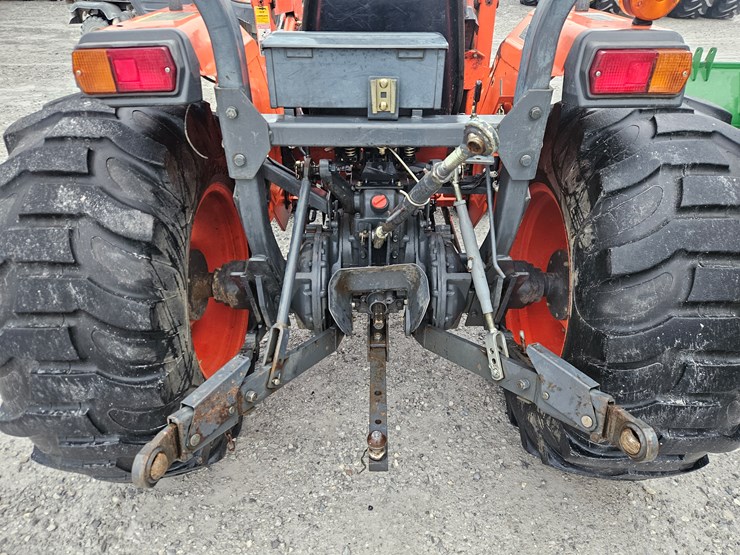 kubota-mx5000-image-18