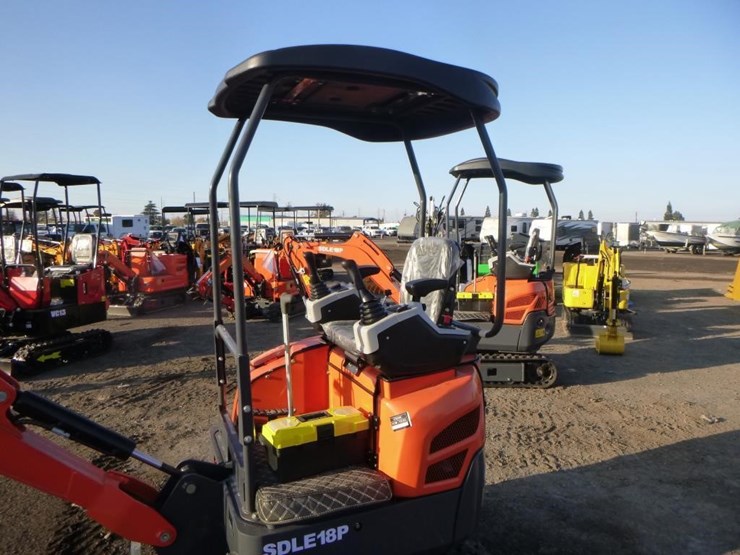 2025-sdlanch-sdle18p-hydraulic-excavator-image-18