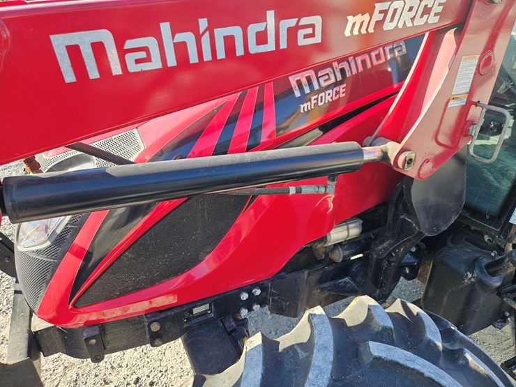 2014-mahindra-mforce-100s-image-22