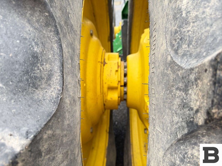 john-deere-8345r-image-24