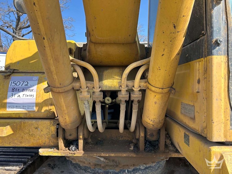 komatsu-pc200-image-28