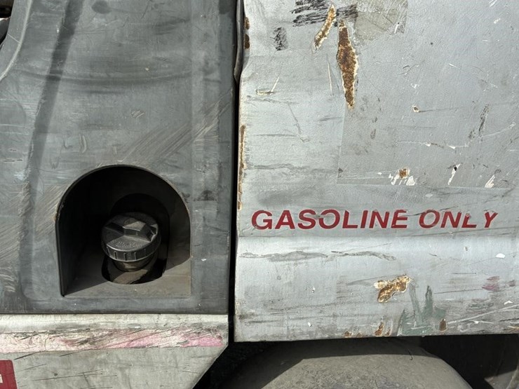 nissan-mug1f2a30jv-image-12