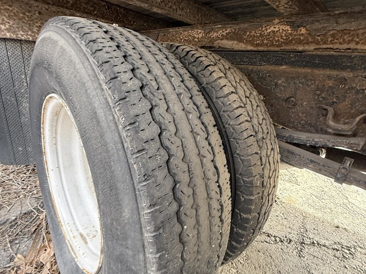 2000-isuzu-npr-image-19