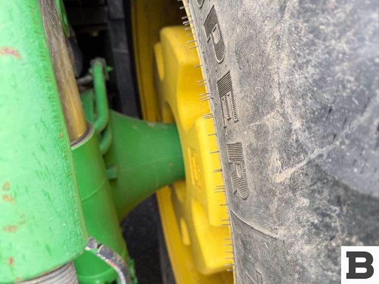 john-deere-8345r-image-32