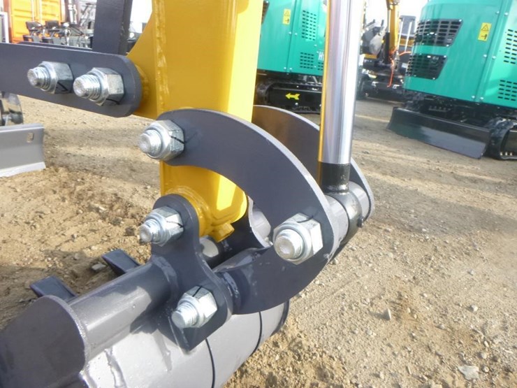 agt-mx12rx-hydraulic-excavator-image-11