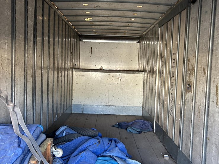 2001-international-4700-image-60