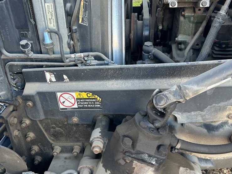 1999-volvo-vnl64t770-image-36