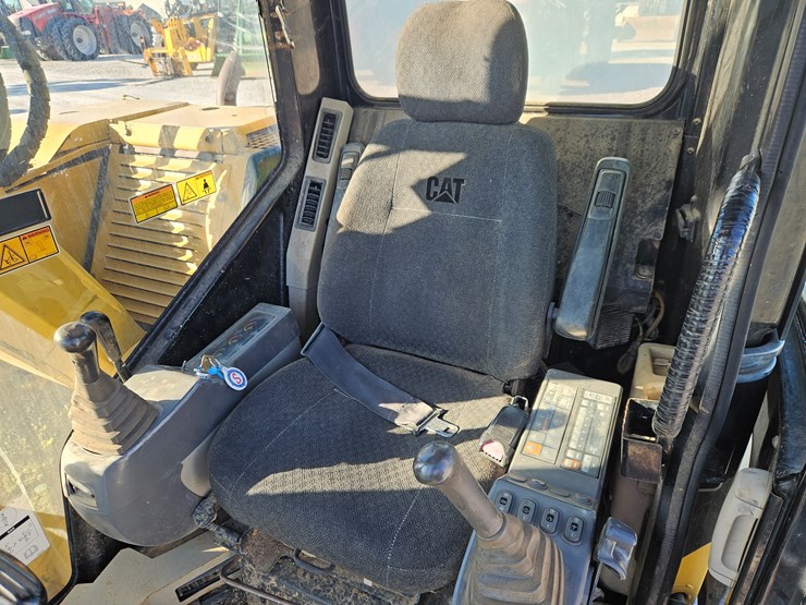 2007-caterpillar-308c-image-10