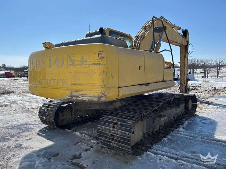 komatsu-pc200-image-3