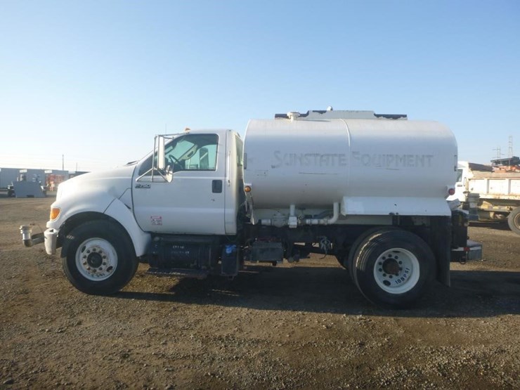 2015-ford-f750-image-5