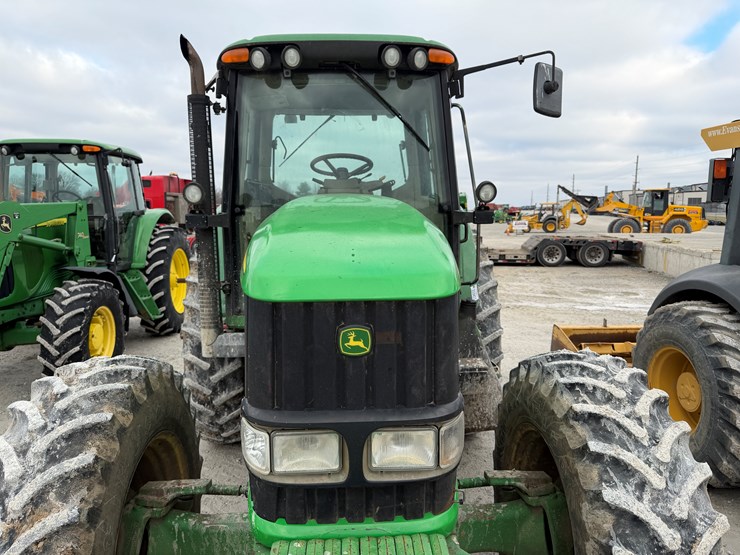 2003-john-deere-7520-image-4