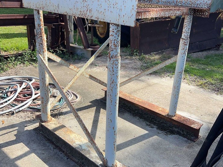 mobile-sand-blaster-and-rack-image-20