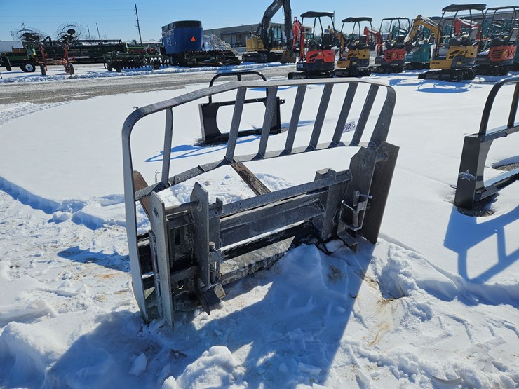 john-deere-725-image-3