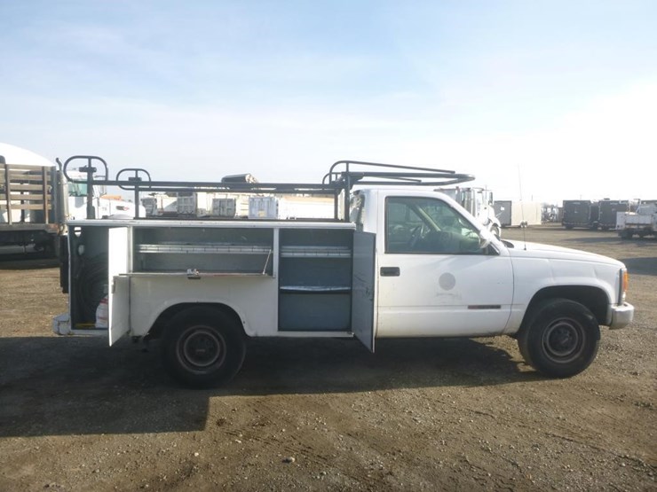 1995-gmc-2500-image-6