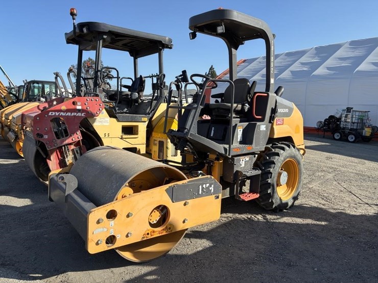 2018-volvo-sd45b-image-1