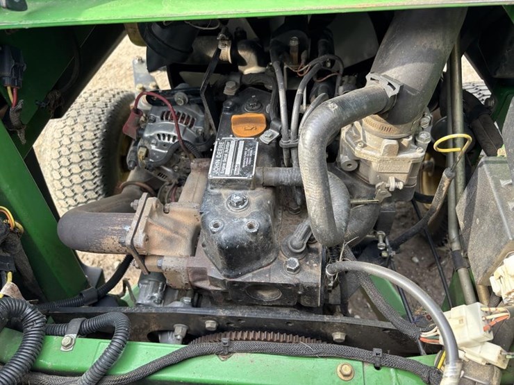 2010-john-deere-2010-image-21