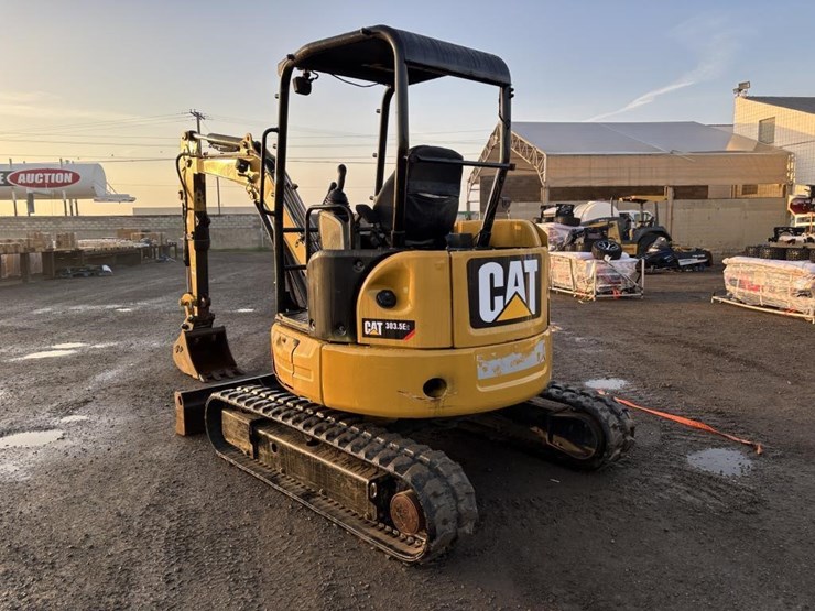 2018-caterpillar-303-image-4