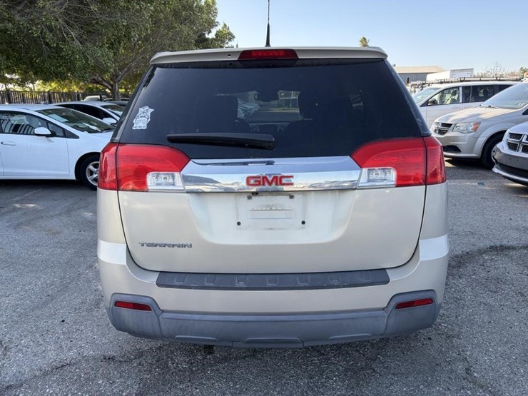 2012-gmc-terrain-sle-image-6