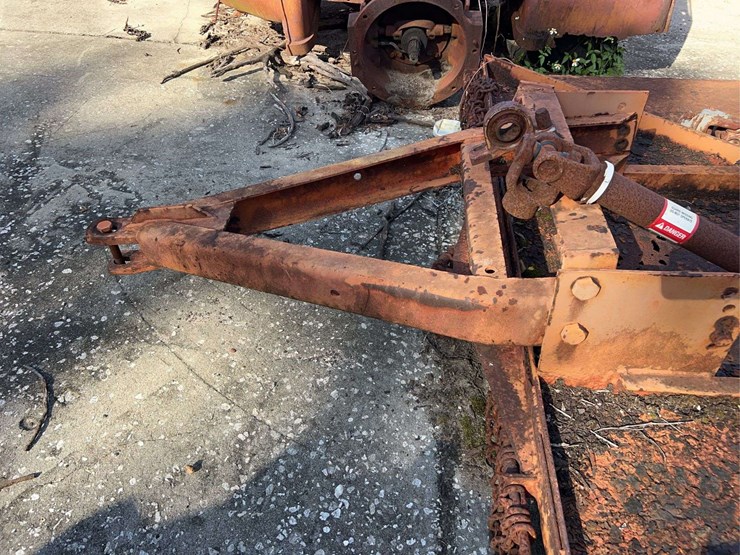 7’-bush-hog-pull-type-mower-image-18