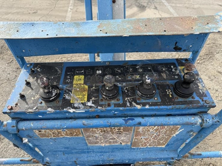 genie-s-80j-boom-lift-image-32