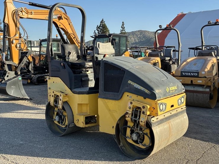 2014-bomag-bw120sl-5-image-2