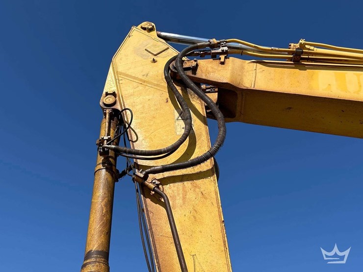 2016-komatsu-pc360lc-11-hydraulic-excavator-image-22