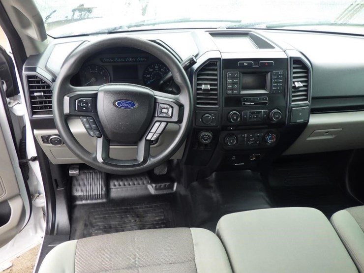 2016-ford-f150-image-7