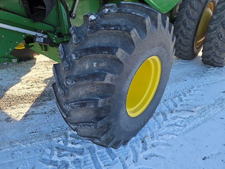 2012-john-deere-s670-image-24