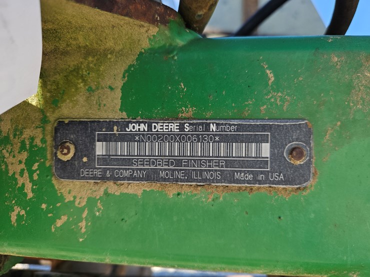 2008-john-deere-200-image-5