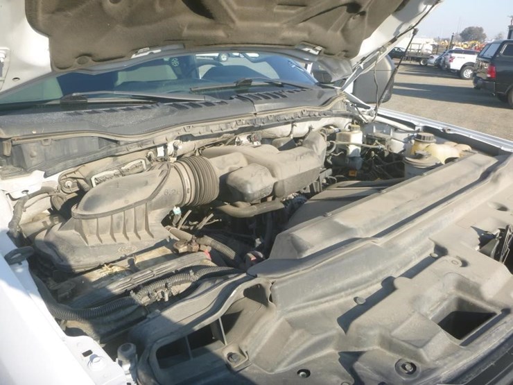 2017-ford-f350-image-17