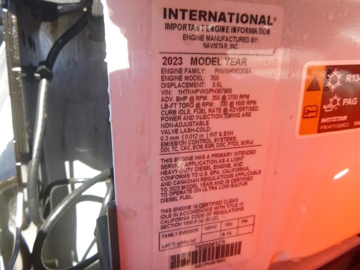 2023-chevrolet-silverado-5500hd-image-21